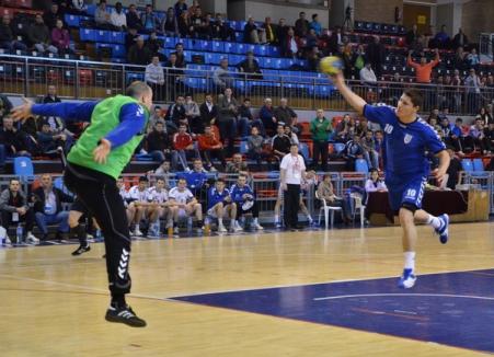 Handbaliştii de la CSM au pierdut derby-ul de la Baia Mare la 7 goluri